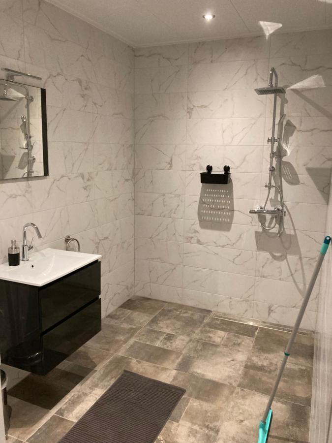 Bed En Breakfast Westerwolde Apartment Sellingen Bagian luar foto