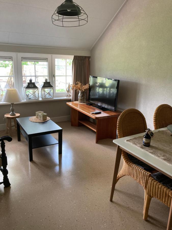 Bed En Breakfast Westerwolde Apartment Sellingen Bagian luar foto